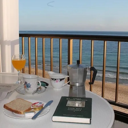 Primerisima Linea De Playa Apartamento